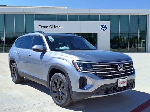 Silver Mist Metallic 2026 Volkswagen Atlas 2.0T SE W/TECHNOLOGY