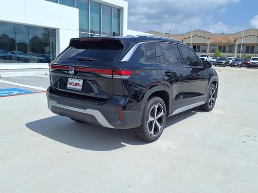 2025 Volkswagen Tiguan 2.0T SE