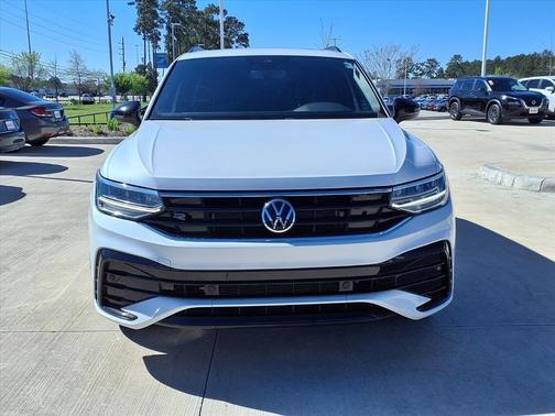 2022 Volkswagen Tiguan 2.0T SE R-Line Black