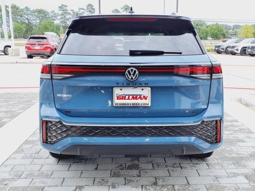 2025 Volkswagen Tiguan 2.0T SE R-Line Black