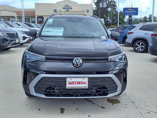 Deep Black Pearl 2026 Volkswagen Taos 1.5T S