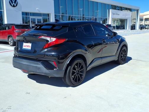 2018 Toyota C-HR XLE Premium