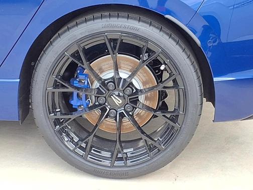Lapiz Blue Metallic 2026 Volkswagen Golf R 2.0T