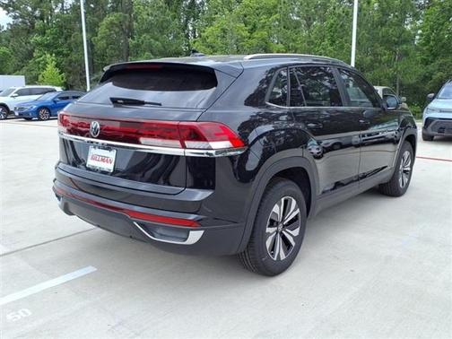2025 Volkswagen Atlas Cross Sport 2.0T SE