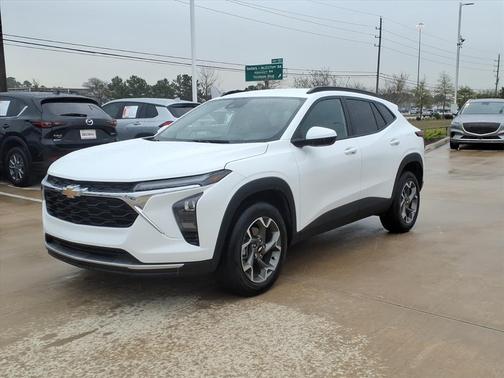 2025 Chevrolet Trax LT