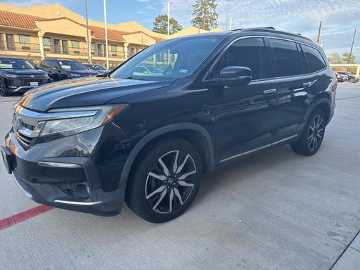 2019 Honda Pilot Touring 8-Passenger