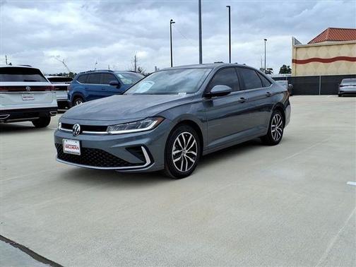 Platinum Gray Metallic 2026 Volkswagen Jetta 1.5T SE