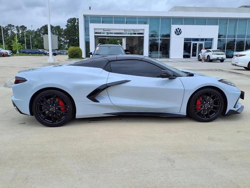 Ceramic Matrix Gray Metallic 2023 Chevrolet Corvette Stingray w/2LT
