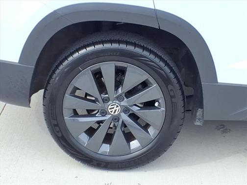 2022 Volkswagen Taos 1.5T S