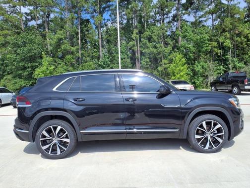 2025 Volkswagen Atlas Cross Sport 2.0T SEL Premium R-Line