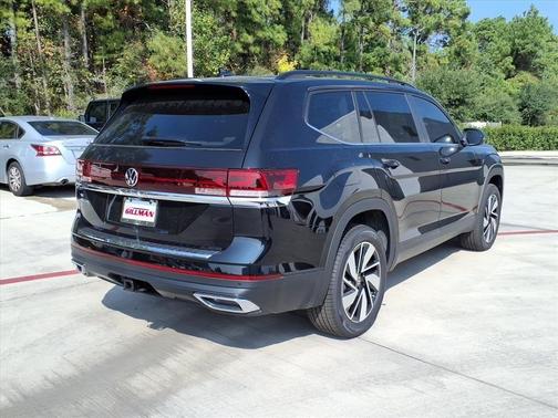 Deep Black Pearl Effect 2026 Volkswagen Atlas 2.0T SE W/TECHNOLOGY