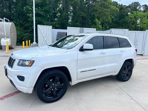 Bright White Clearcoat 2015 Jeep Grand Cherokee Altitude