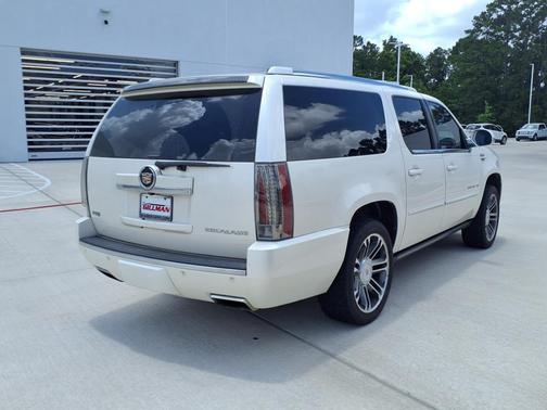 2012 Cadillac Escalade ESV Premium
