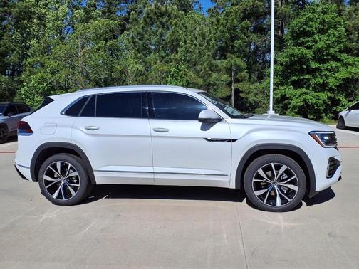 Opal White Pearl 2026 Volkswagen Atlas Cross Sport 2.0T SEL Premium R-Line