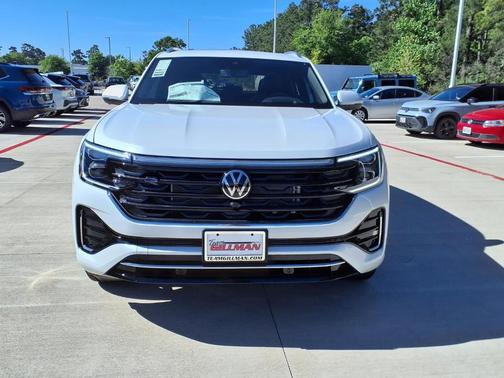 Opal White Pearl 2026 Volkswagen Atlas Cross Sport 2.0T SEL Premium R-Line