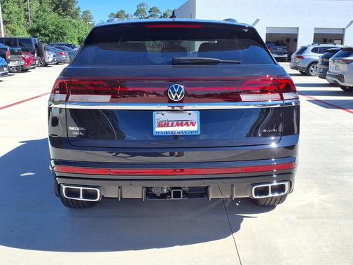 Deep Black Pearl Effect 2026 Volkswagen Atlas Cross Sport 2.0T SEL Premium R-Line