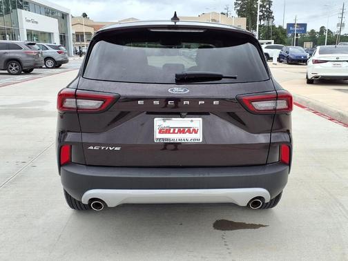 Cinnabar Red Metallic 2023 Ford Escape Active