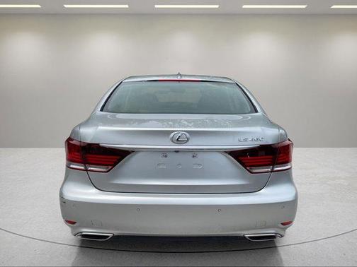 Liquid Platinum 2015 Lexus LS 460 Base