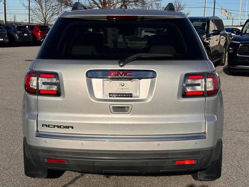 2016 GMC Acadia SLT-1