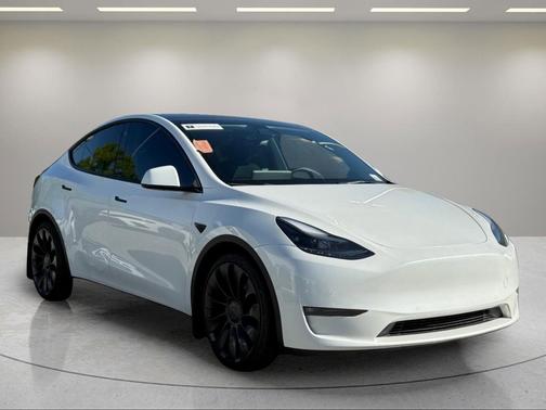 2022 Tesla Model Y Performance Dual Motor All-Wheel Drive