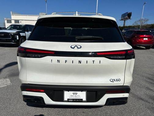 2025 INFINITI QX60 Luxe