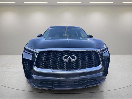 Mineral Black 2023 INFINITI QX60 Luxe