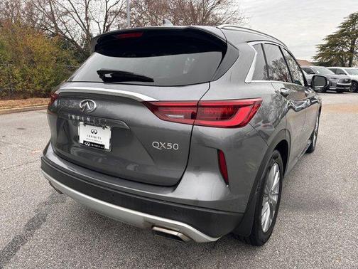 2023 INFINITI QX50 LUXE