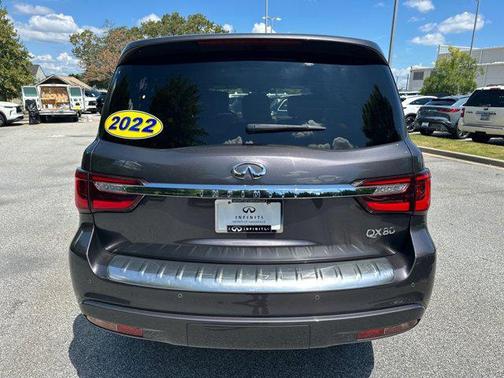 2022 INFINITI QX80 SENSORY