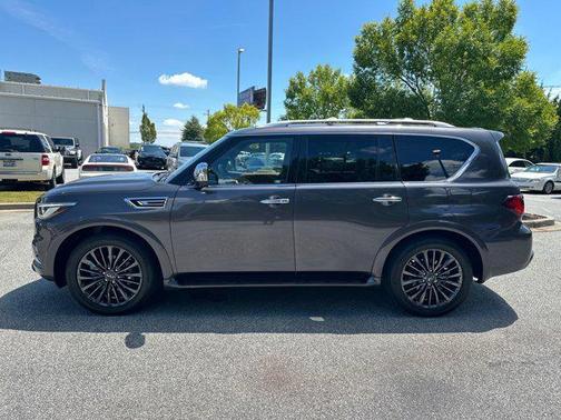 2022 INFINITI QX80 SENSORY
