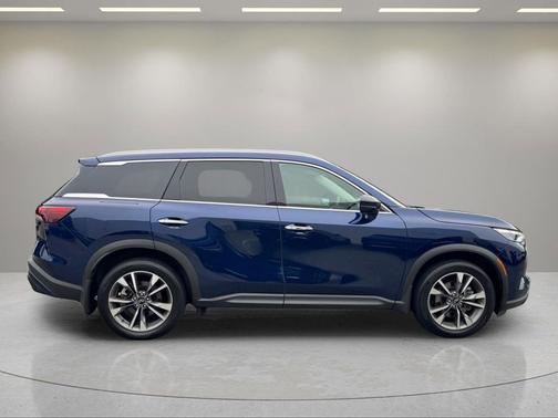 Grand Blue 2025 INFINITI QX60 Luxe