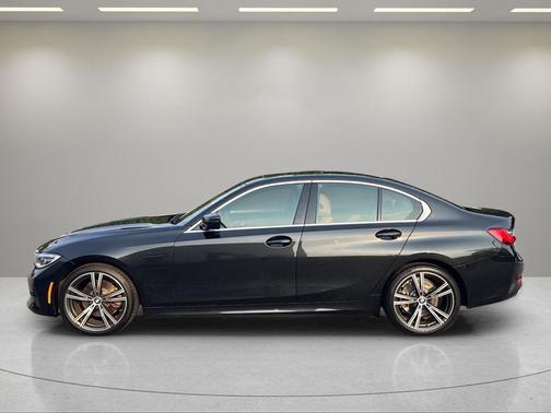 Black Sapphire Metallic 2020 BMW 330 330i