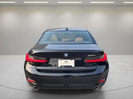 Black Sapphire Metallic 2020 BMW 330 330i