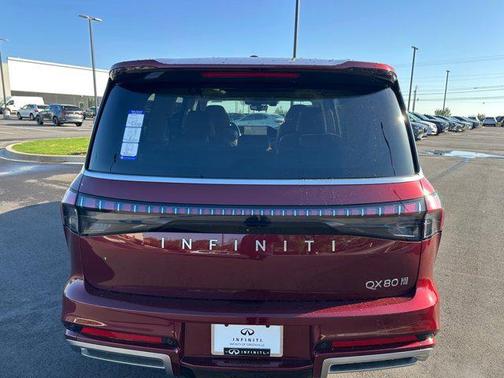 2025 INFINITI QX80 SENSORY AWD