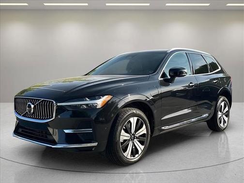 Black Stone 2023 Volvo XC60 Recharge Plug-In Hybrid T8 Plus Bright Theme