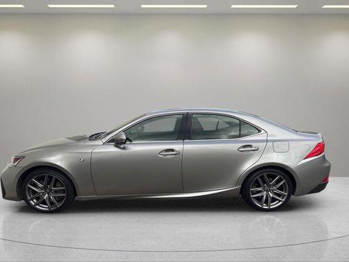 2018 Lexus IS 300 Base