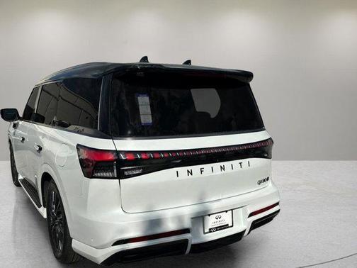 Radiant White/Black Obsidian 2026 INFINITI QX80 AUTOGRAPH AWD