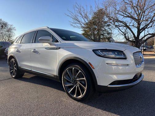 2022 Lincoln Nautilus Reserve