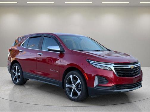 Cherry Red Tintcoat 2022 Chevrolet Equinox 1LT