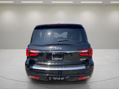 2024 INFINITI QX80 PREMIUM SELECT AWD