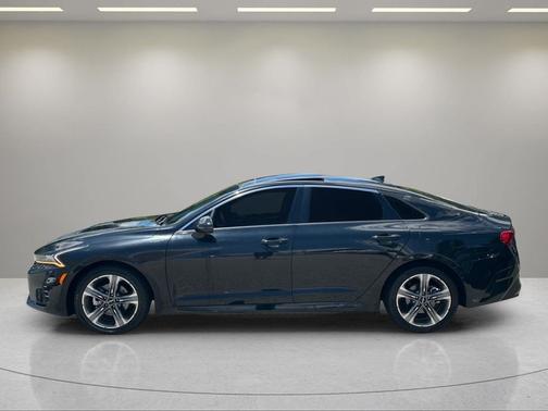 Ebony Black 2024 Kia K5 EX