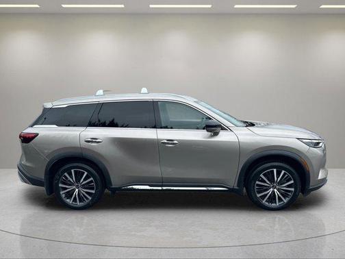 2022 INFINITI QX60 SENSORY
