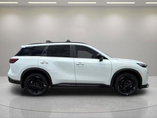 Radiant White 2027 INFINITI QX60 SPORT AWD