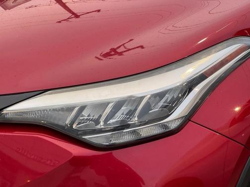 Supersonic Red 2021 Toyota C-HR XLE