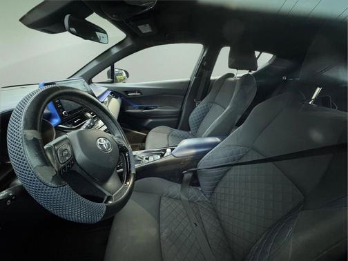 Supersonic Red 2021 Toyota C-HR XLE