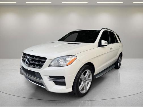 2015 Mercedes-Benz M-Class 4MATIC