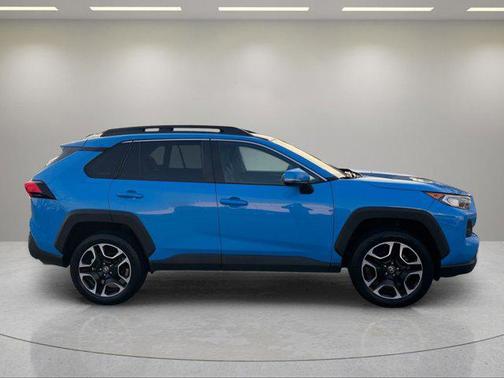 2021 Toyota RAV4 Adventure