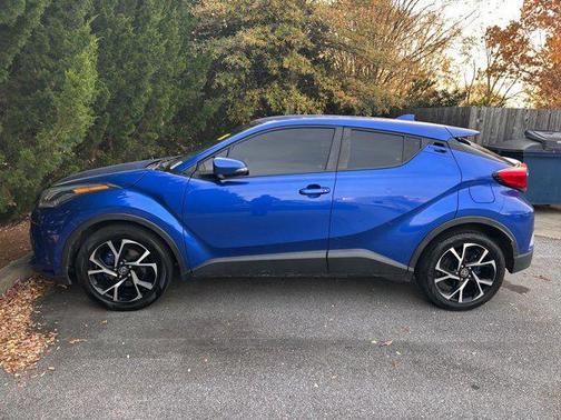 2020 Toyota C-HR XLE