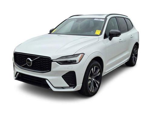 Crystal White Metallic 2024 Volvo XC60 B5 Core Dark Theme