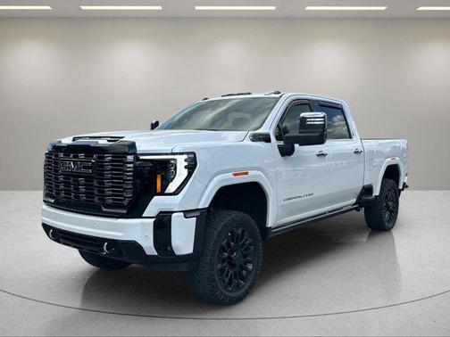 White Frost Tricoat 2025 GMC Sierra 2500 Denali Ultimate