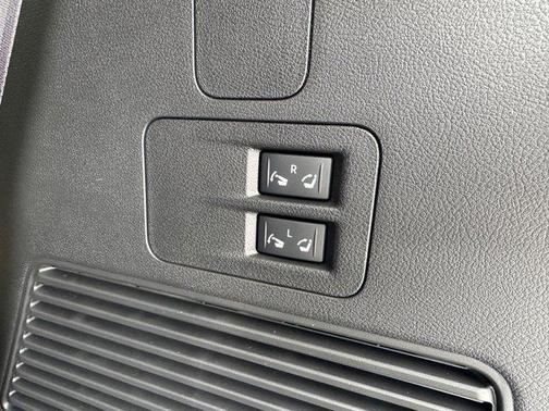 2025 INFINITI QX80 PURE